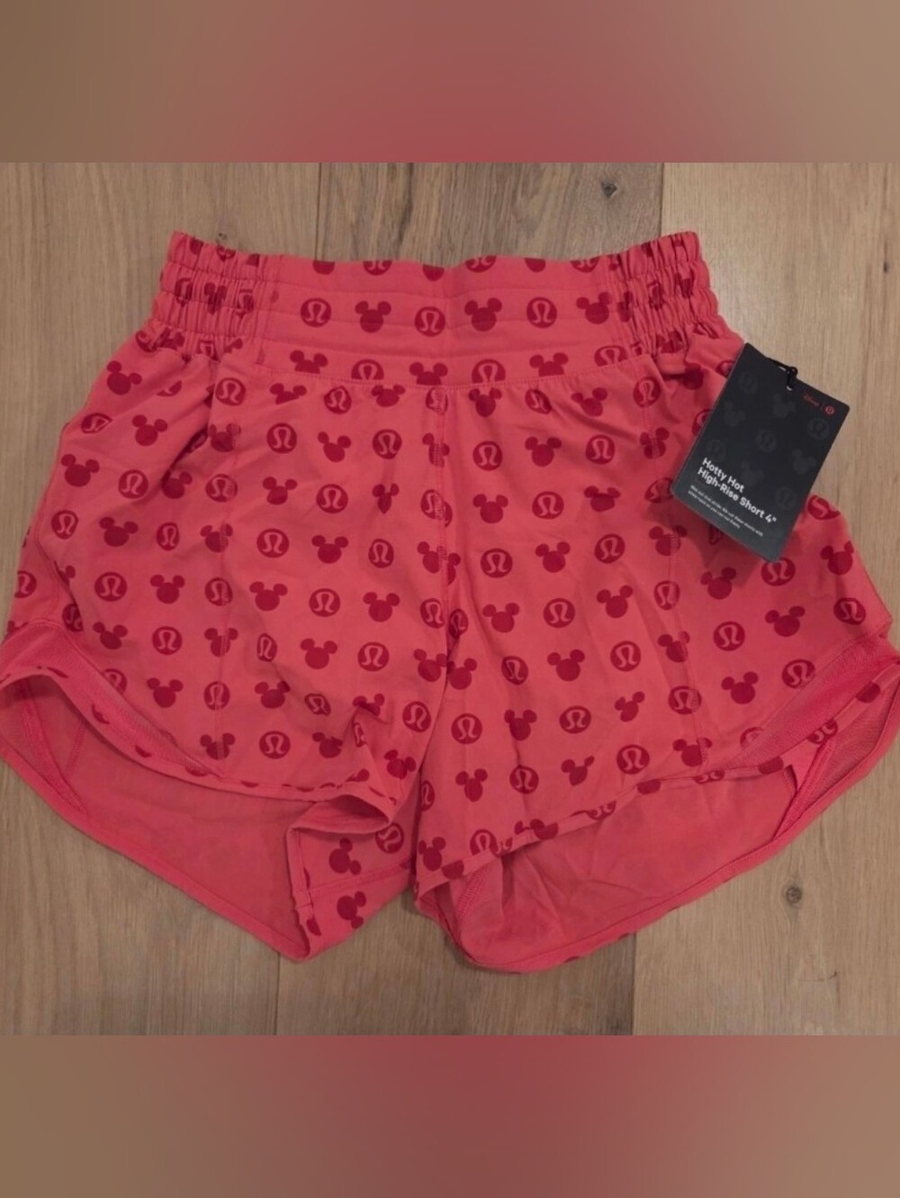 Lululemon Hotty Hot HR Short 4" Disney Classic Pink Size 4